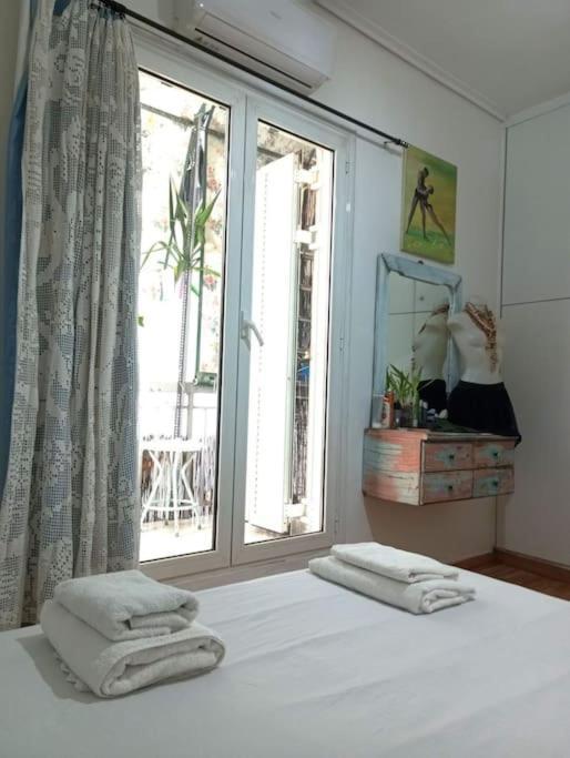 Kyriaki 'S Artistic Apartment Next Metro Agios Ioannis Athènes Extérieur photo